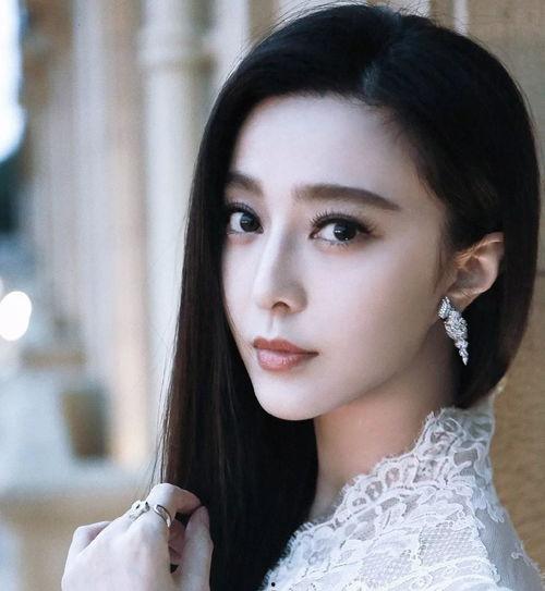 女生总是喜欢女明星,揭秘女生为何偏爱她们