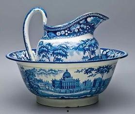 女用夜壶使用视频,女性夜间便捷护理秘籍