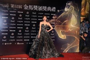 林志玲主持金马奖视频,风采依旧引人瞩目